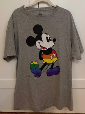 Disney Pride Collection Mickey Mouse Rainbow T-Shirt Graphic T Size Large